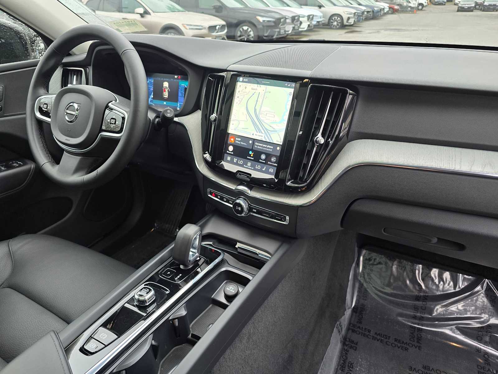 Certified 2025 Volvo XC60 B5 Plus image 10