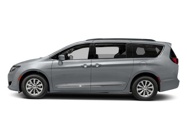 Used 2017 Chrysler Pacifica Limited w/ UConnect Theater Package FWD image 6