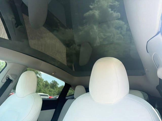 Used 2020 Tesla Model Y AWD image 17