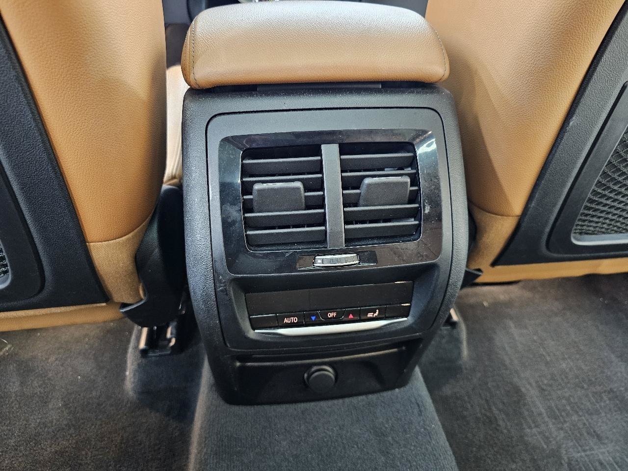 Used 2019 BMW X3 xDrive30i w/ Premium Package AWD/4WD image 27