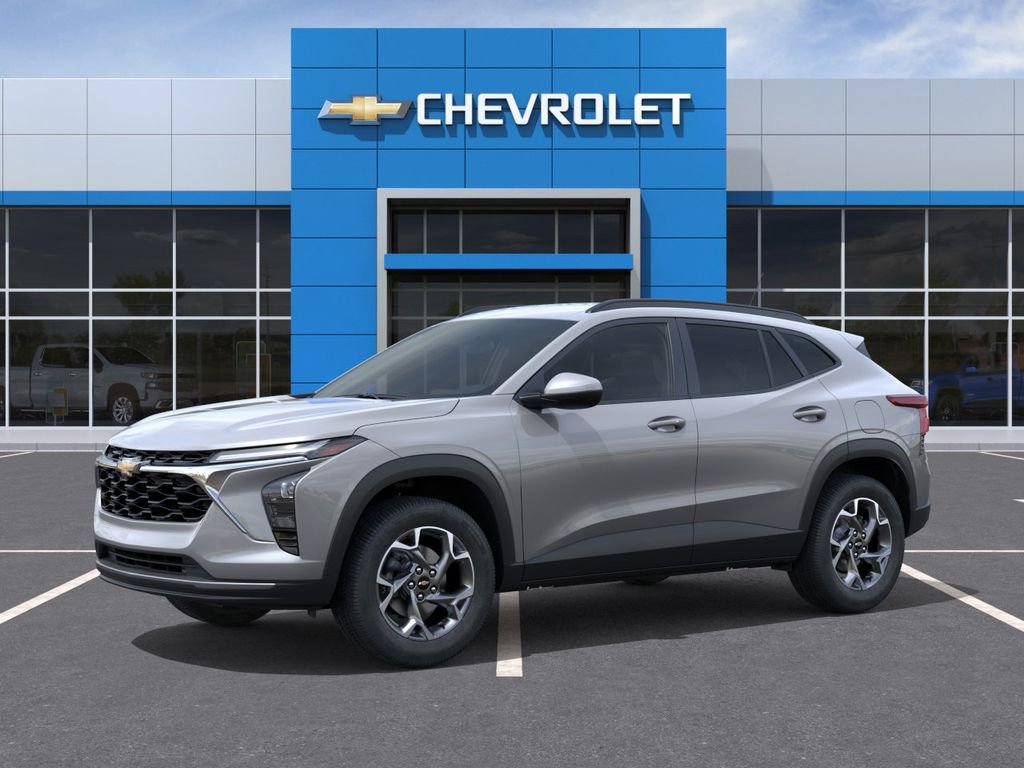 New 2026 Chevrolet Trax LT w/ Driver Confidence Package FWD image 3