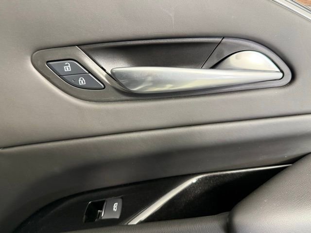 Certified 2024 Cadillac Escalade Sport Platinum w/ LPO, ONYX Package image 32