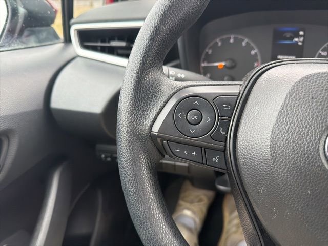 Used 2024 Toyota Corolla LE image 30