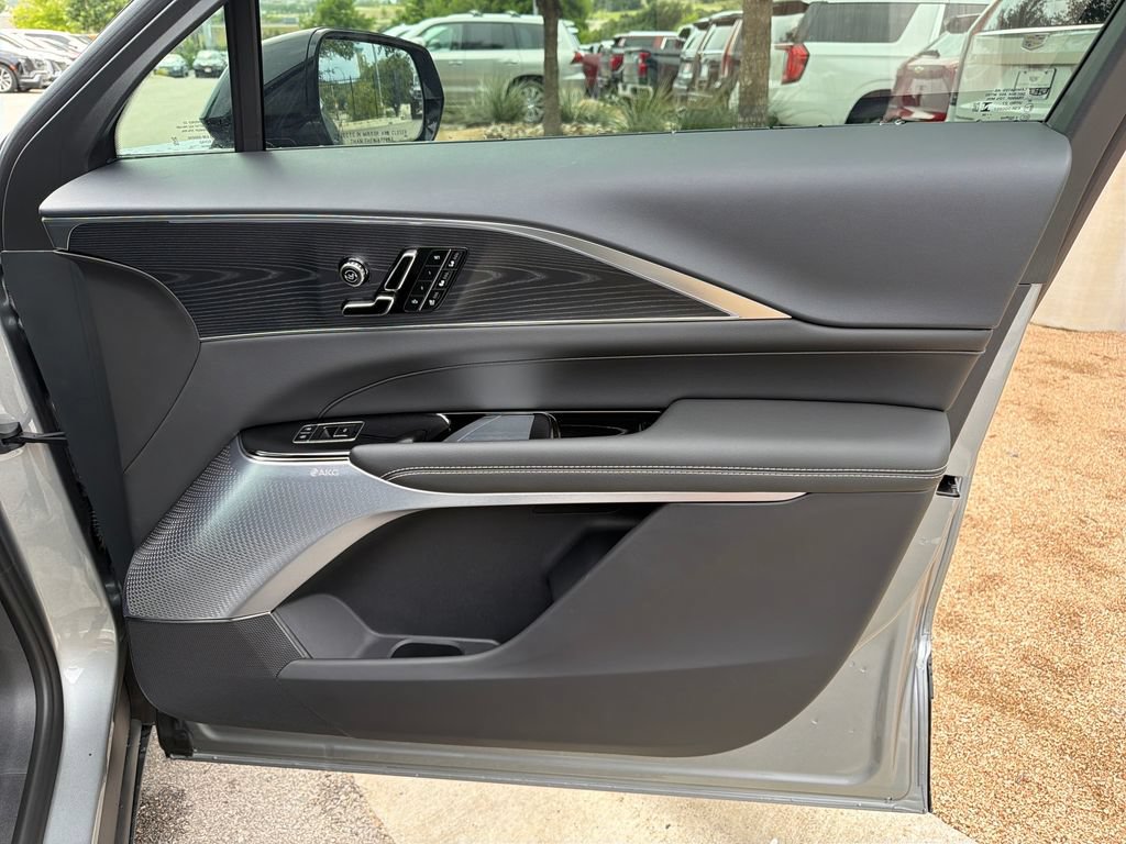 New 2026 Cadillac Lyriq Signature Sport w/ LPO, Floor Liner Package RWD image 36