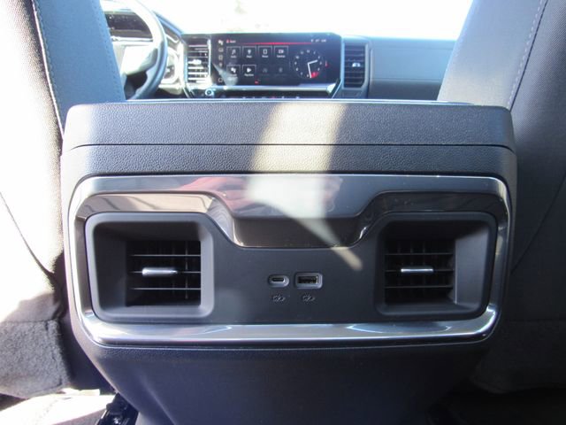 Used 2023 GMC Sierra 1500 Elevation image 24