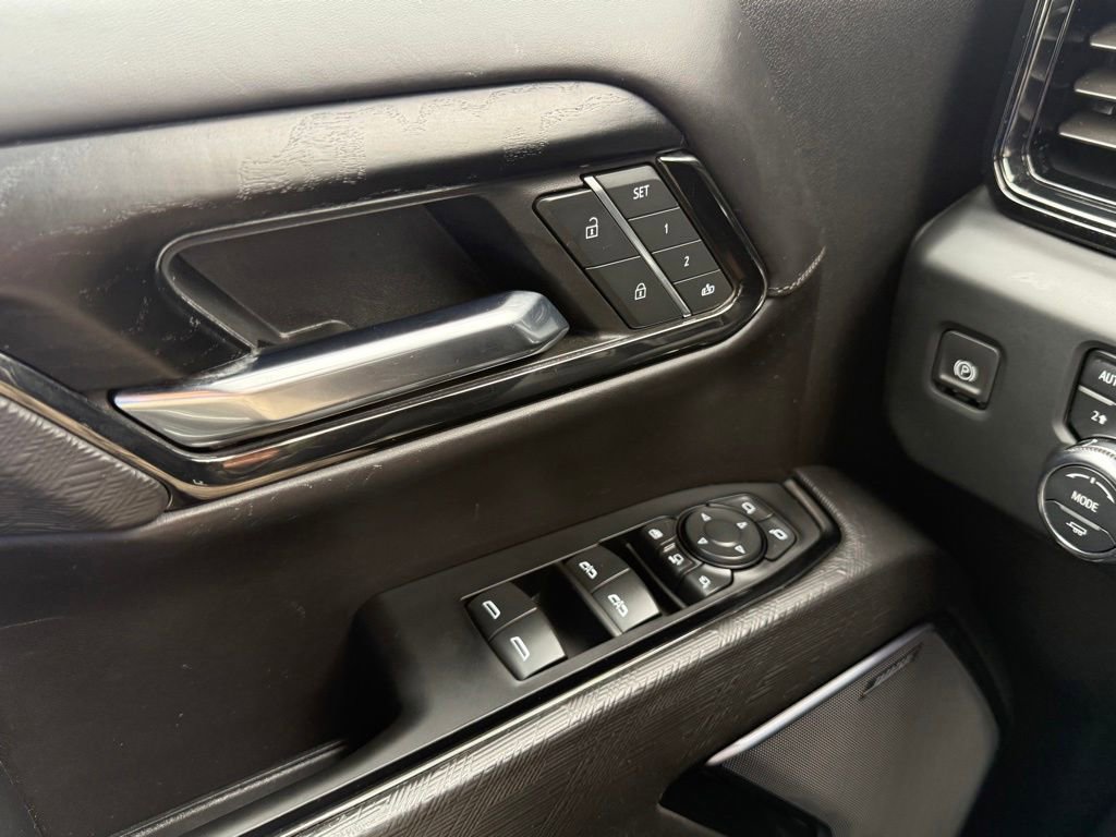 Used 2024 GMC Sierra 2500 AT4X AWD/4WD image 23