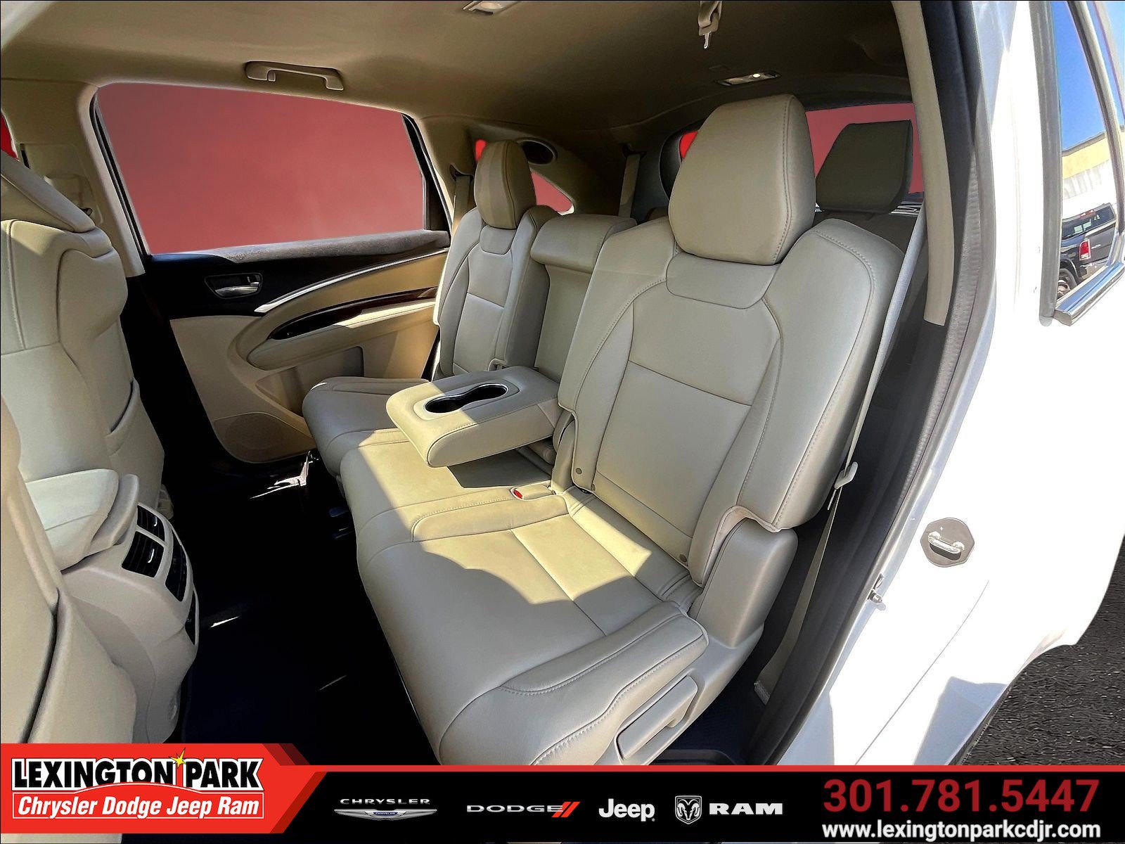 Used 2017 Acura MDX w/ Technology Package AWD/4WD image 21