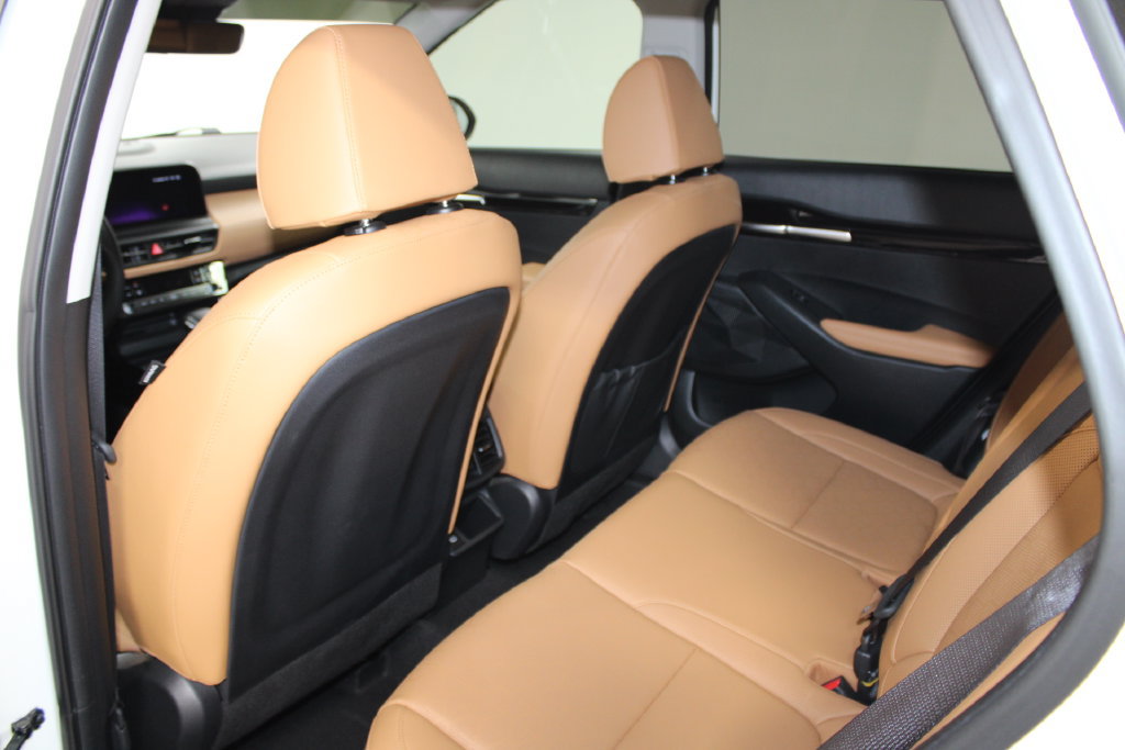 Used 2025 Kia Seltos EX w/ EX Sunroof Package FWD image 23