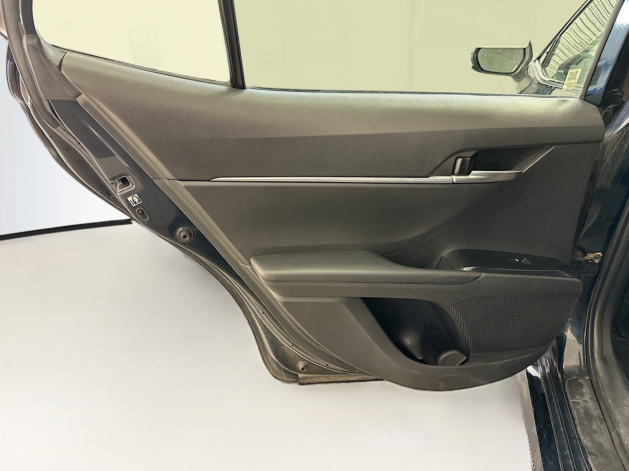 Used 2019 Toyota Camry LE image 27