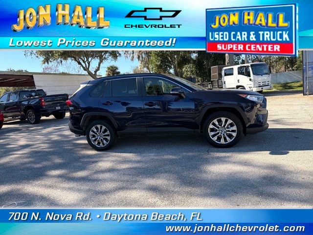 Used 2021 Toyota RAV4 XLE Premium image 13