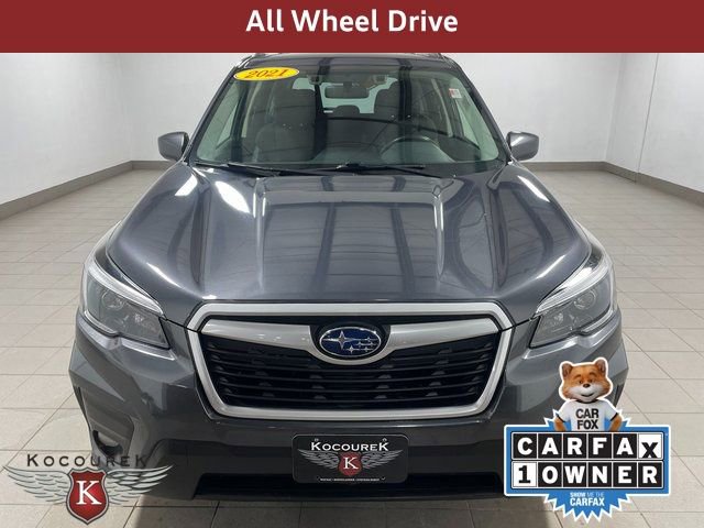 Used 2021 Subaru Forester Premium image 2