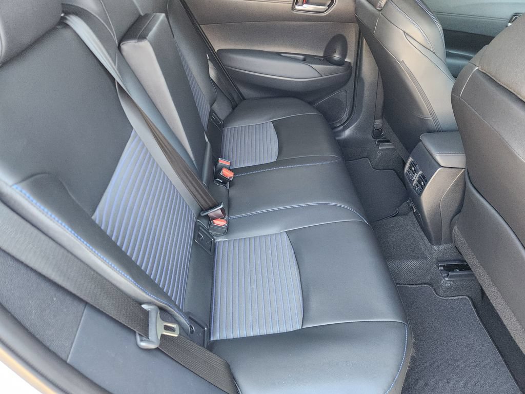 Used 2024 Toyota Corolla Cross AWD Hybrid w/ Convenience Package image 29