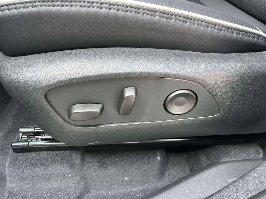 New 2026 GMC Acadia Denali w/ Super Cruise Package image 25