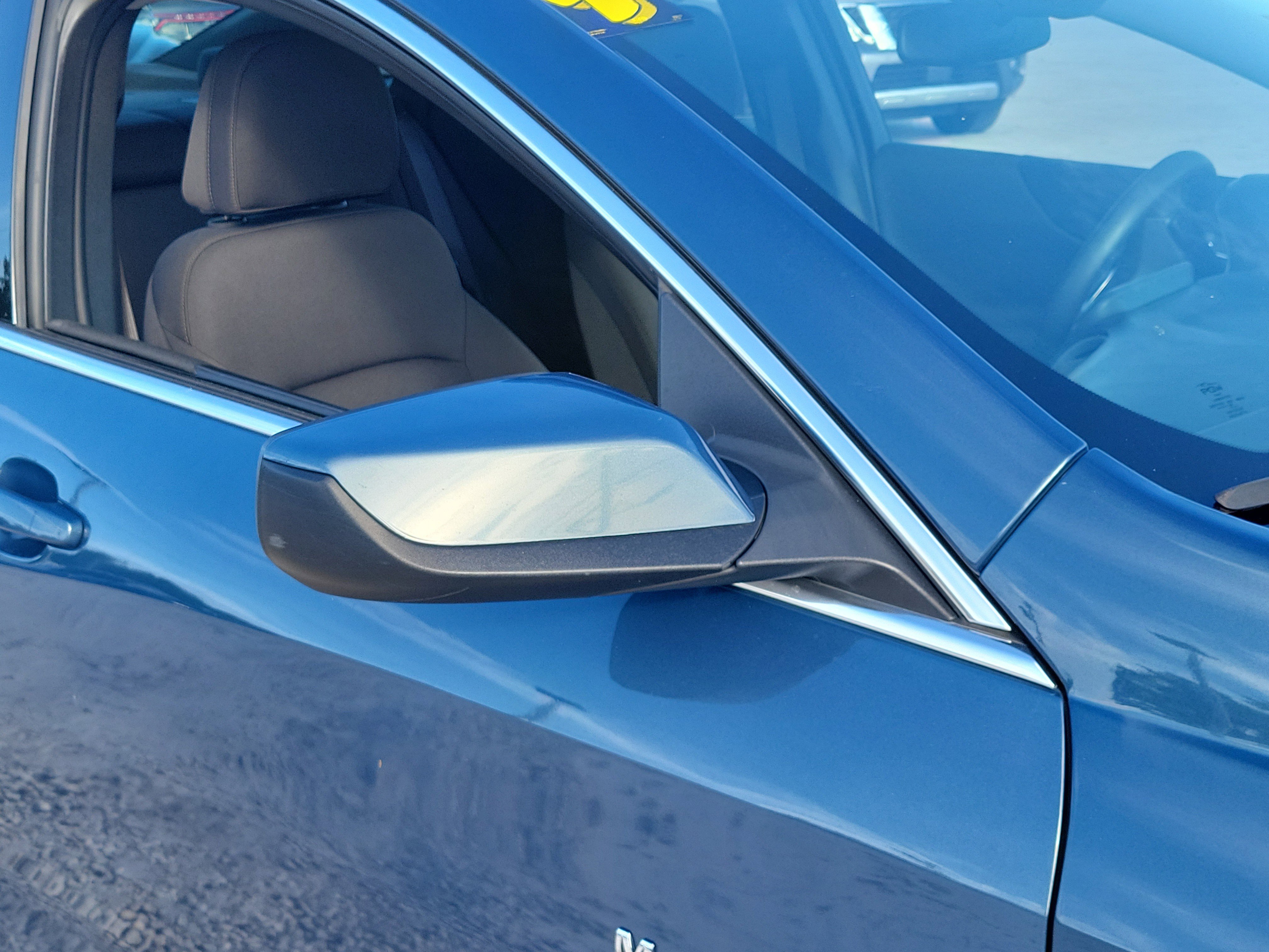 Used 2024 Chevrolet Malibu LT FWD image 9