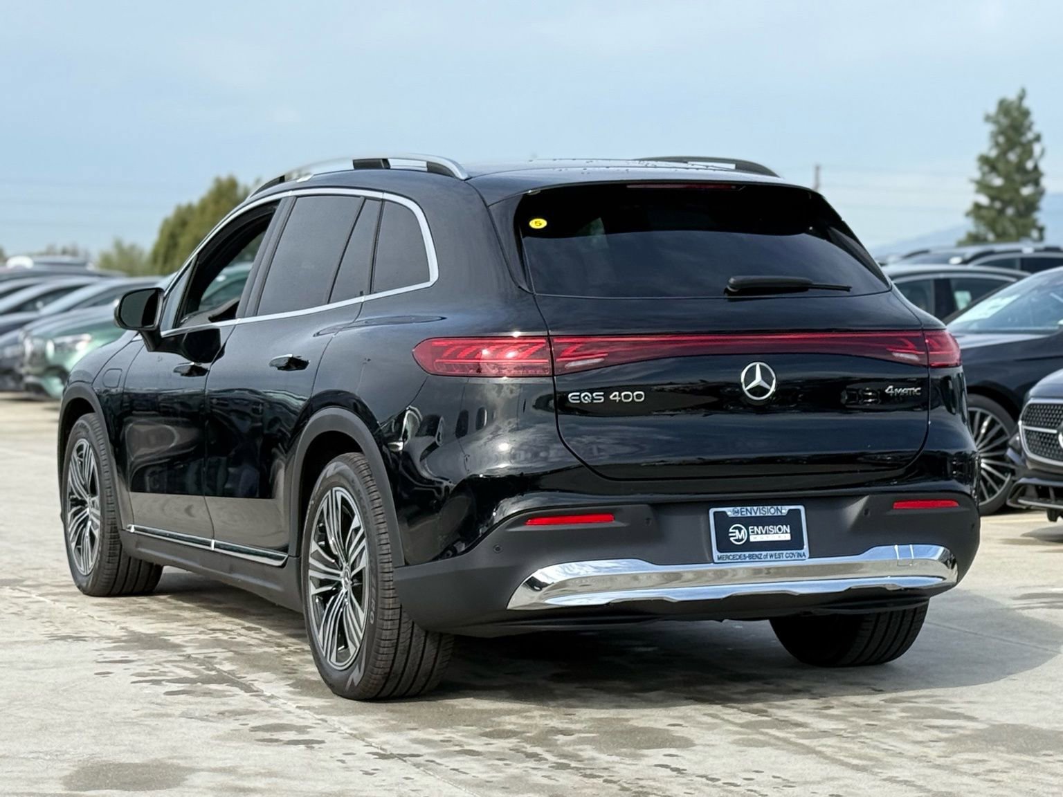 New 2026 Mercedes-Benz EQS 400 4MATIC SUV image 7