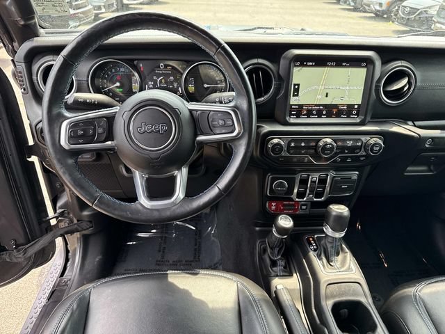 Used 2022 Jeep Wrangler Unlimited Rubicon 4xe w/ Cold Weather Group AWD/4WD image 17