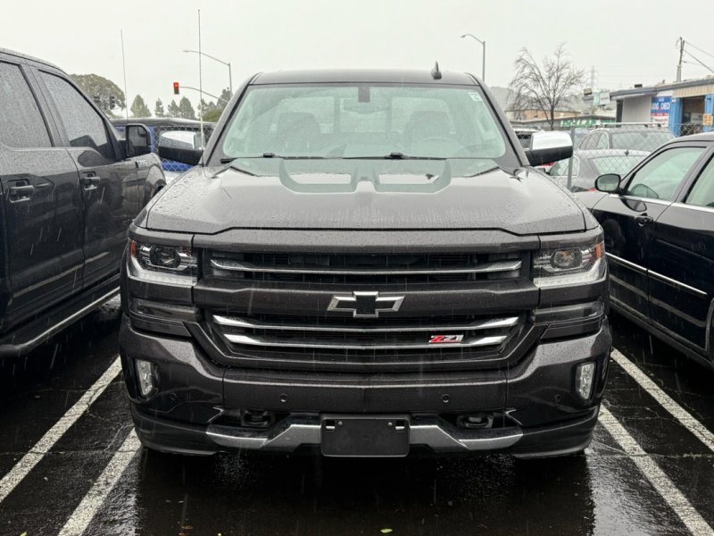 Used 2016 Chevrolet Silverado 1500 LTZ Z71 w/ LTZ Plus Package image 3