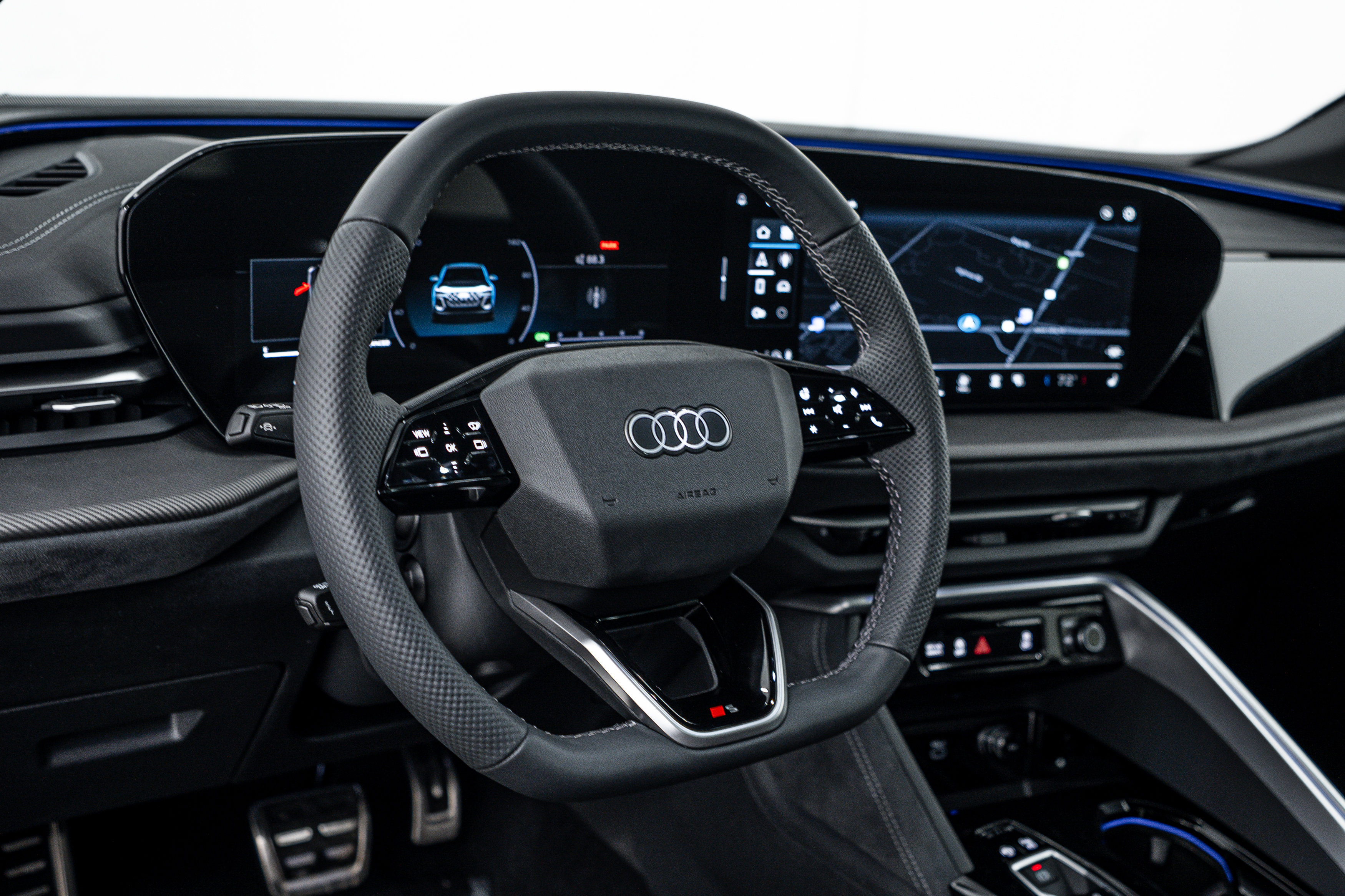 New 2025 Audi SQ5 Premium Plus image 9