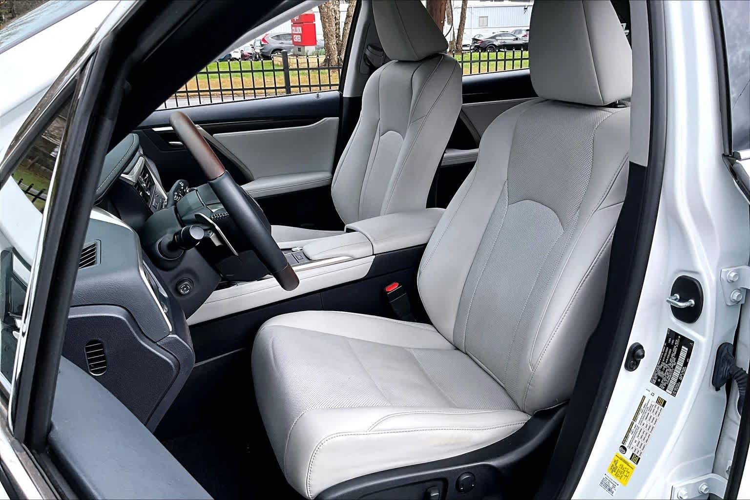 Used 2022 Lexus RX 350 FWD w/ Premium Package image 8