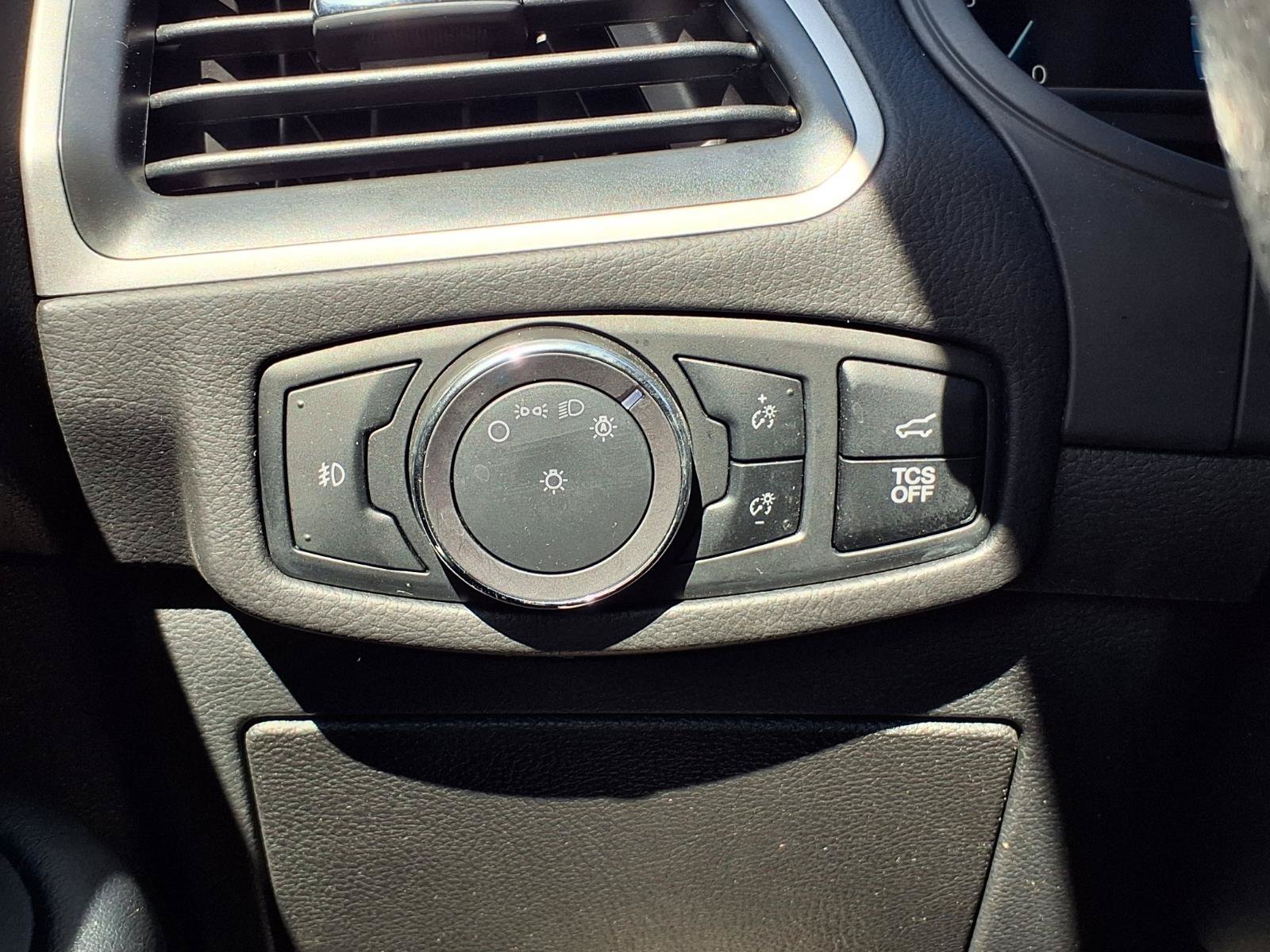 Used 2024 Ford Edge ST-Line AWD/4WD image 19