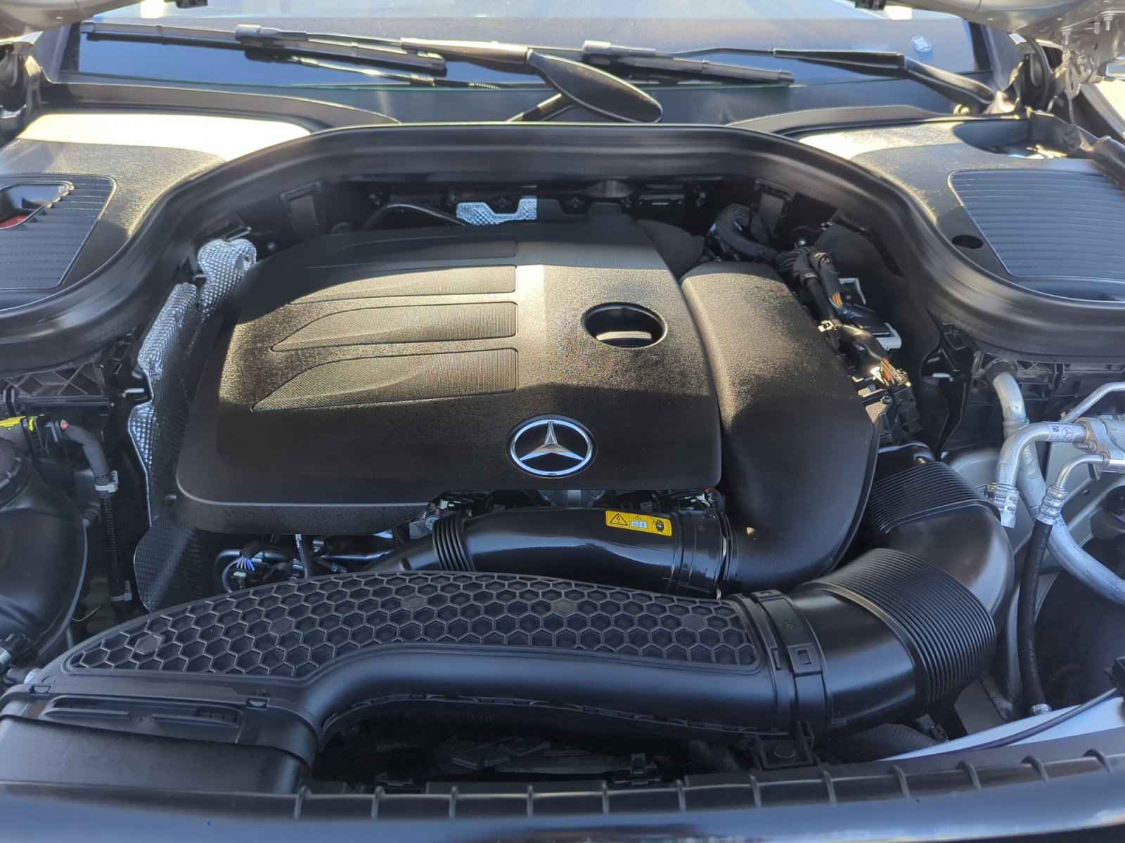 Used 2022 Mercedes-Benz GLC 300 image 20