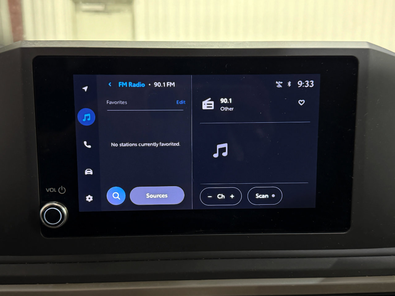 Used 2024 Toyota Tacoma SR image 9