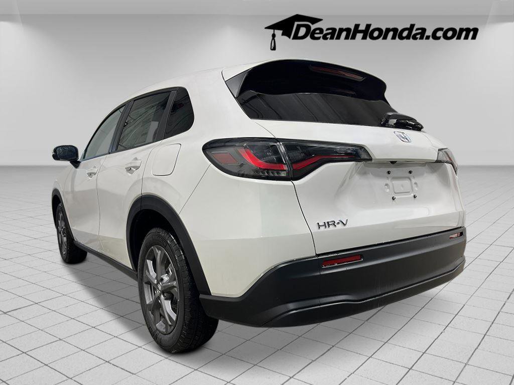 New 2026 Honda HR-V LX image 3
