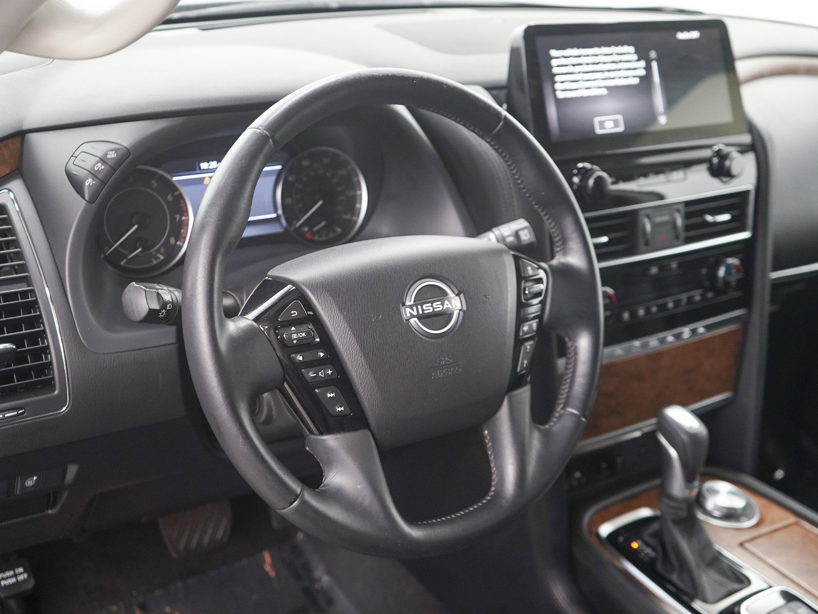 Used 2021 Nissan Armada SL w/ Captain's Chairs Package AWD/4WD image 22