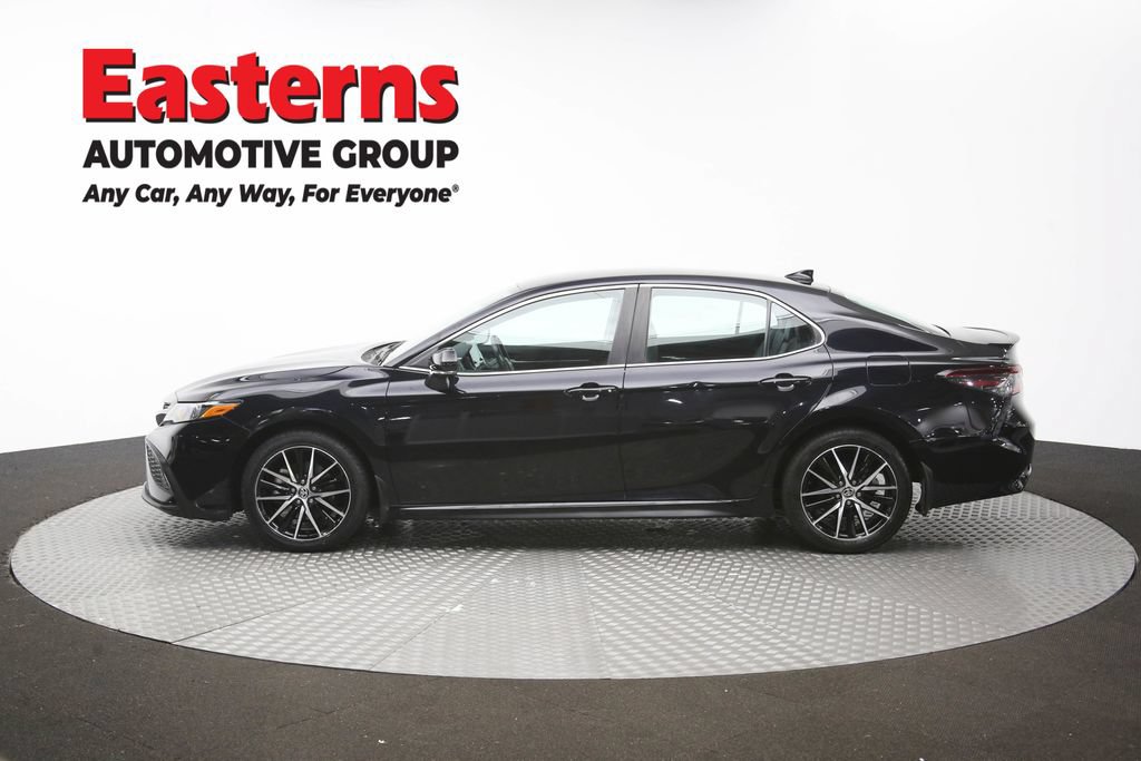 Used 2024 Toyota Camry SE w/ Cold Weather Package FWD image 59