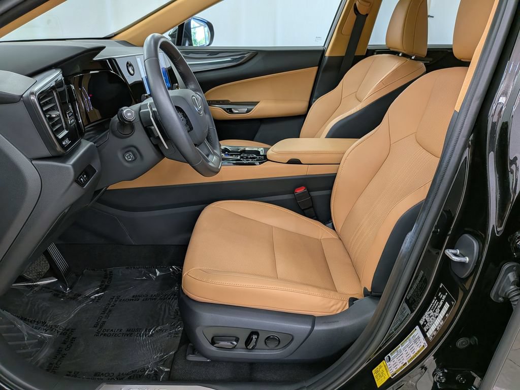 Certified 2025 Lexus NX 350 AWD w/ Accessory Package (P3) image 15