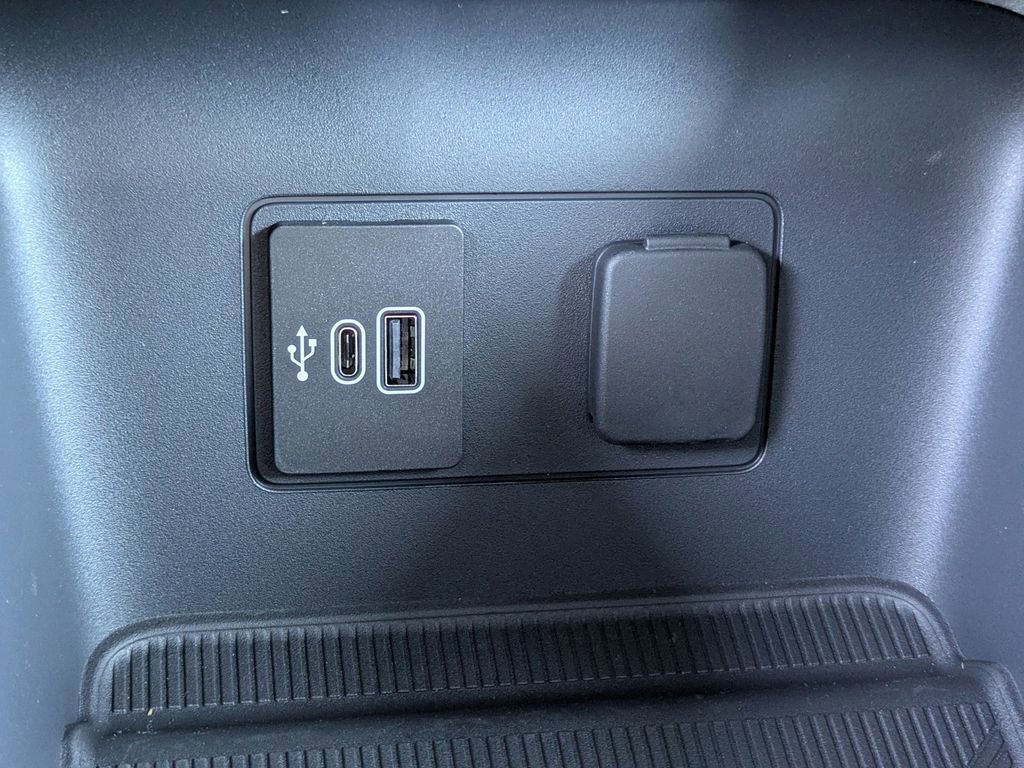 New 2026 Ford Explorer ST-Line image 29