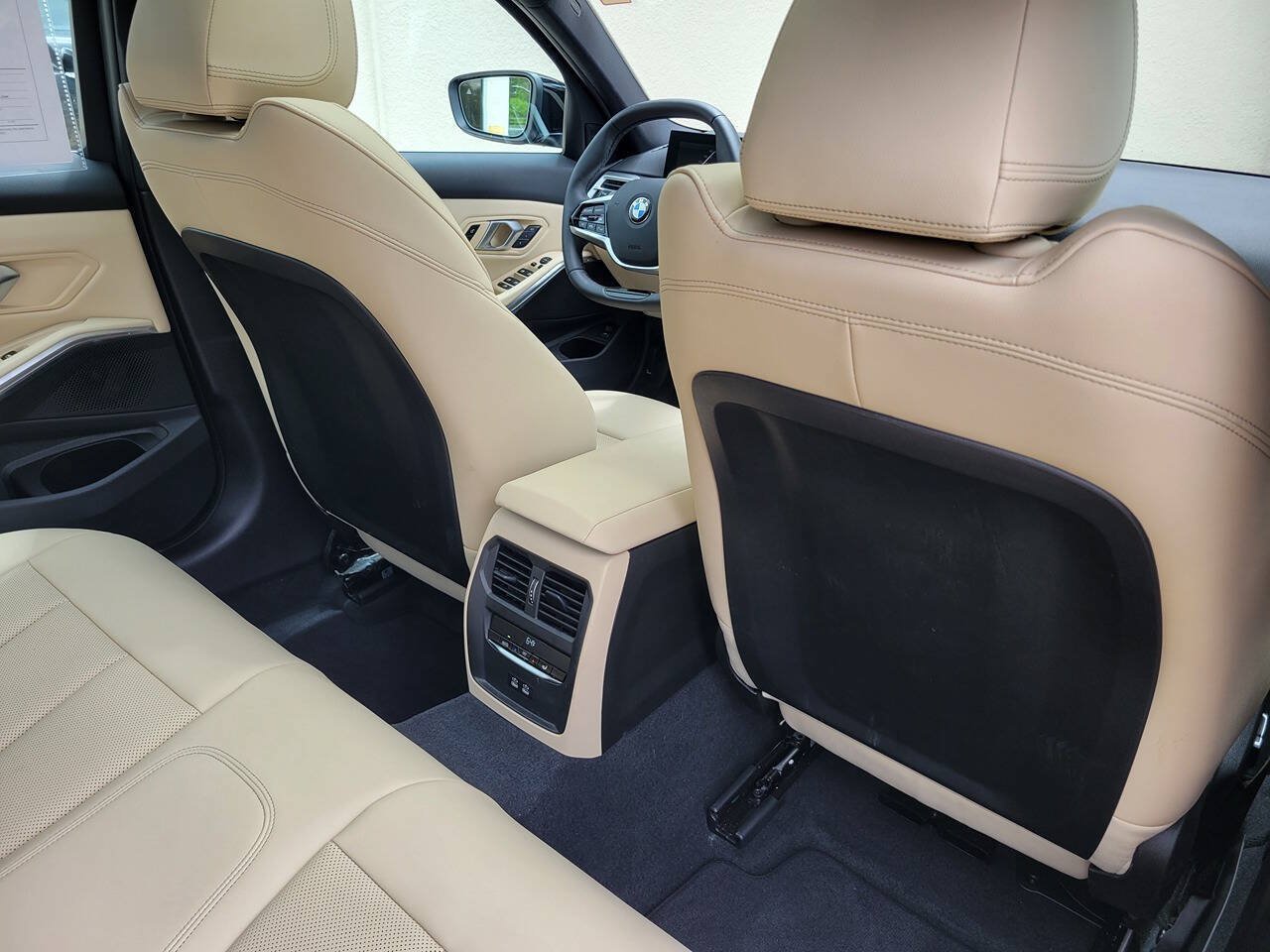 Used 2026 BMW 330i Sedan RWD image 12