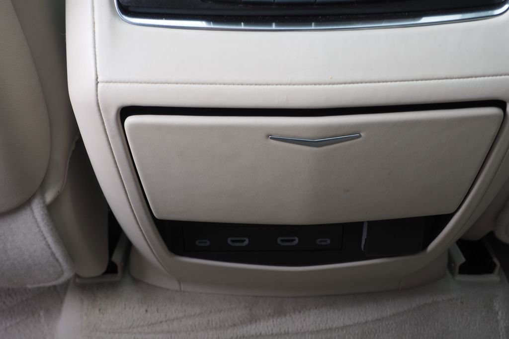 Used 2023 Cadillac Escalade Sport Platinum AWD/4WD image 16