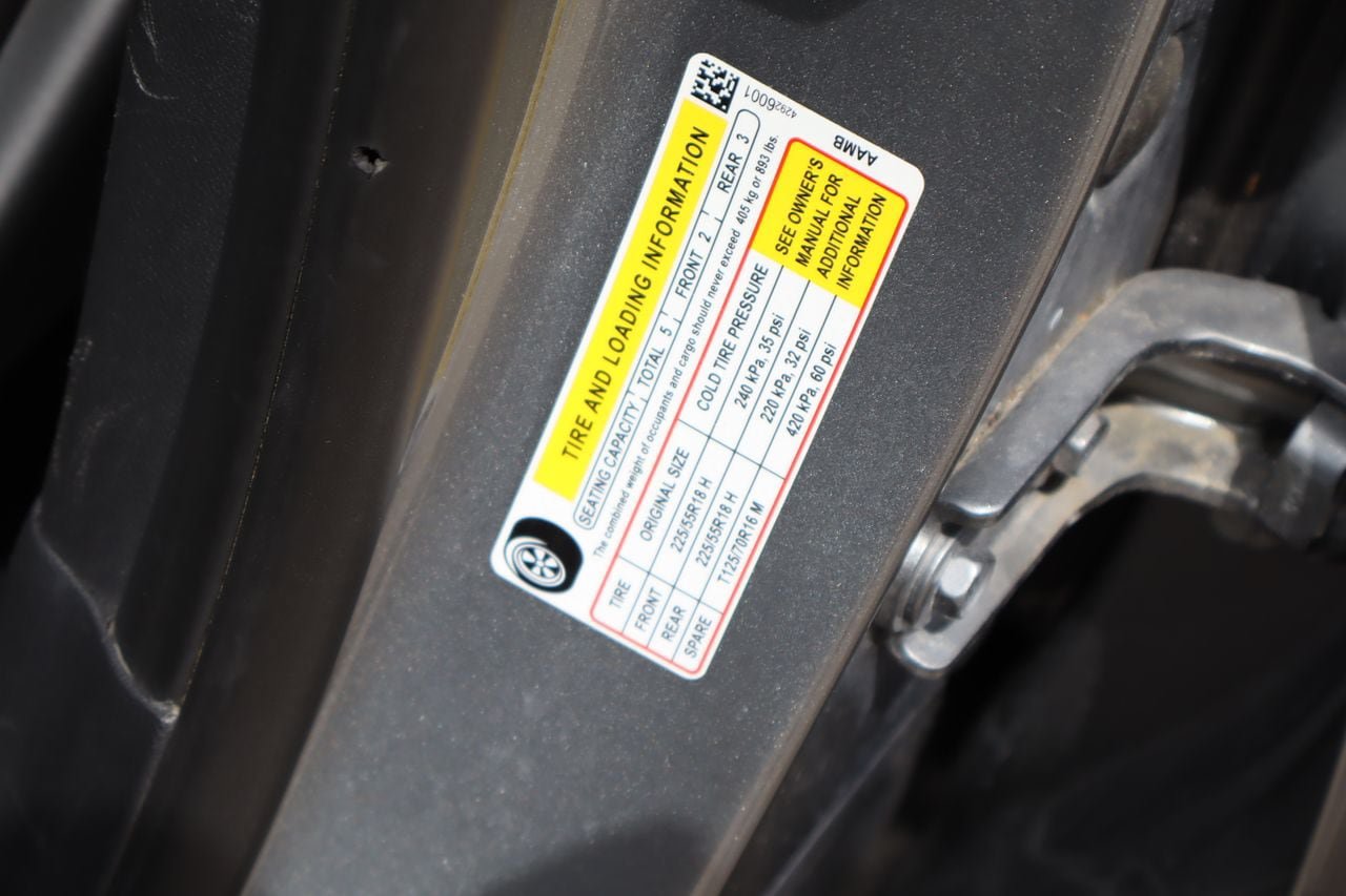Used 2025 Buick Envista Sport Touring FWD image 29