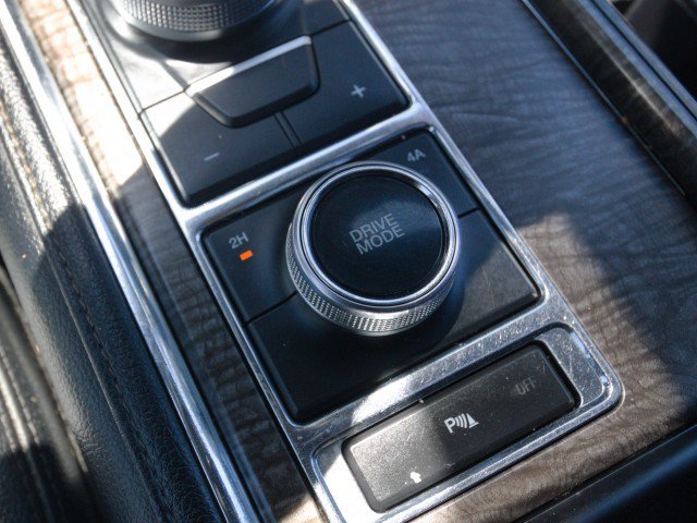Used 2020 Ford Expedition Max Limited w/ Equipment Group 301A AWD/4WD image 28