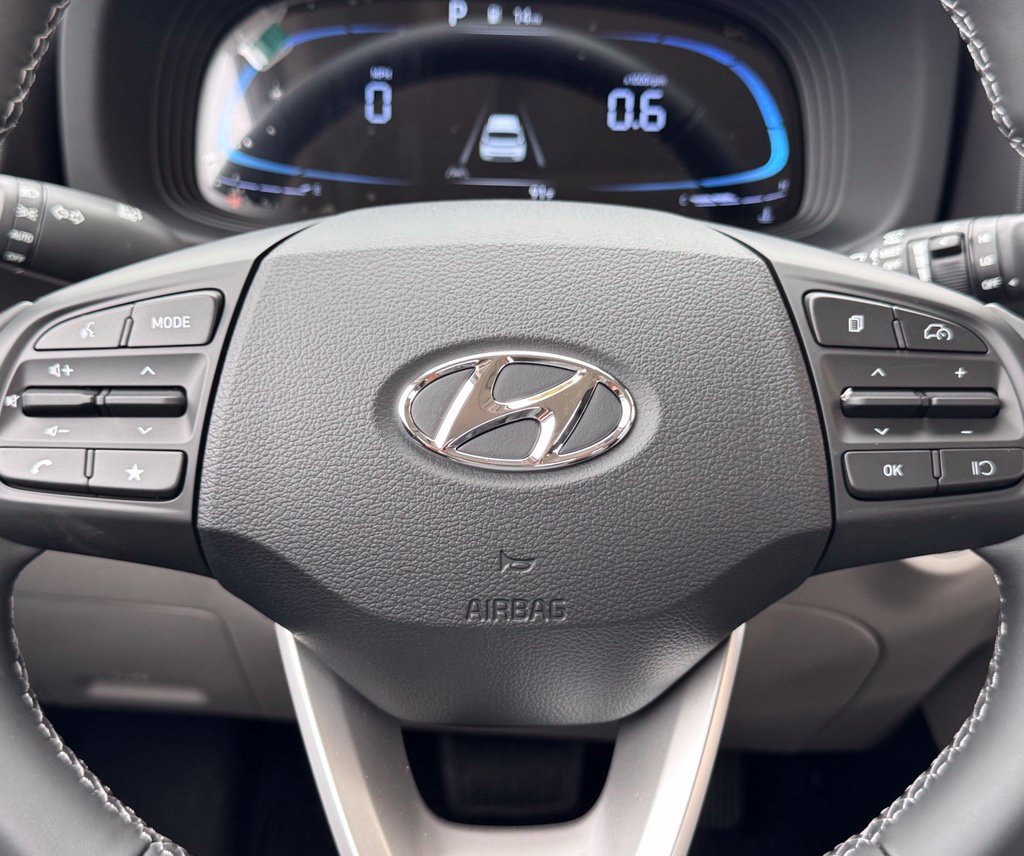 New 2026 Hyundai Venue SEL FWD image 7