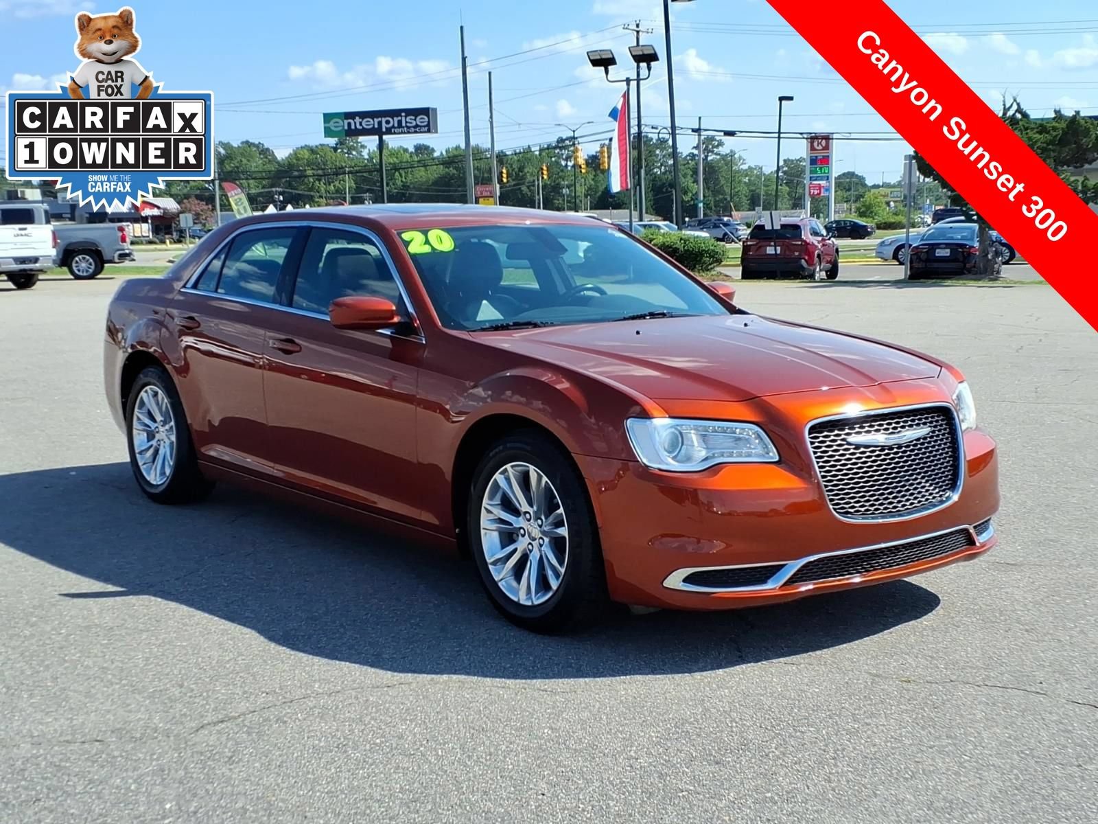 Used 2020 Chrysler 300 Touring L w/ Quick Order Package 2EF RWD image 7