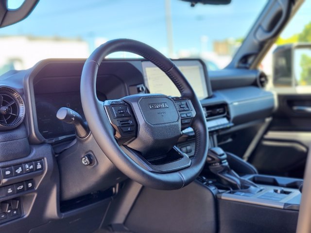 Used 2026 Toyota Land Cruiser w/ Premium Package AWD/4WD image 19
