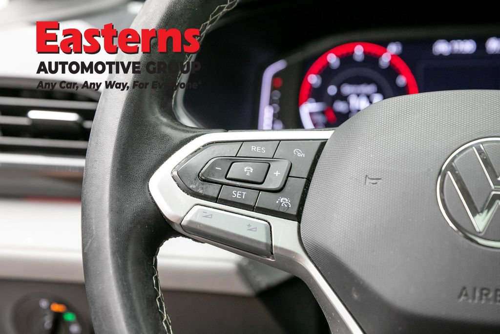 Used 2023 Volkswagen Taos SEL AWD/4WD image 15