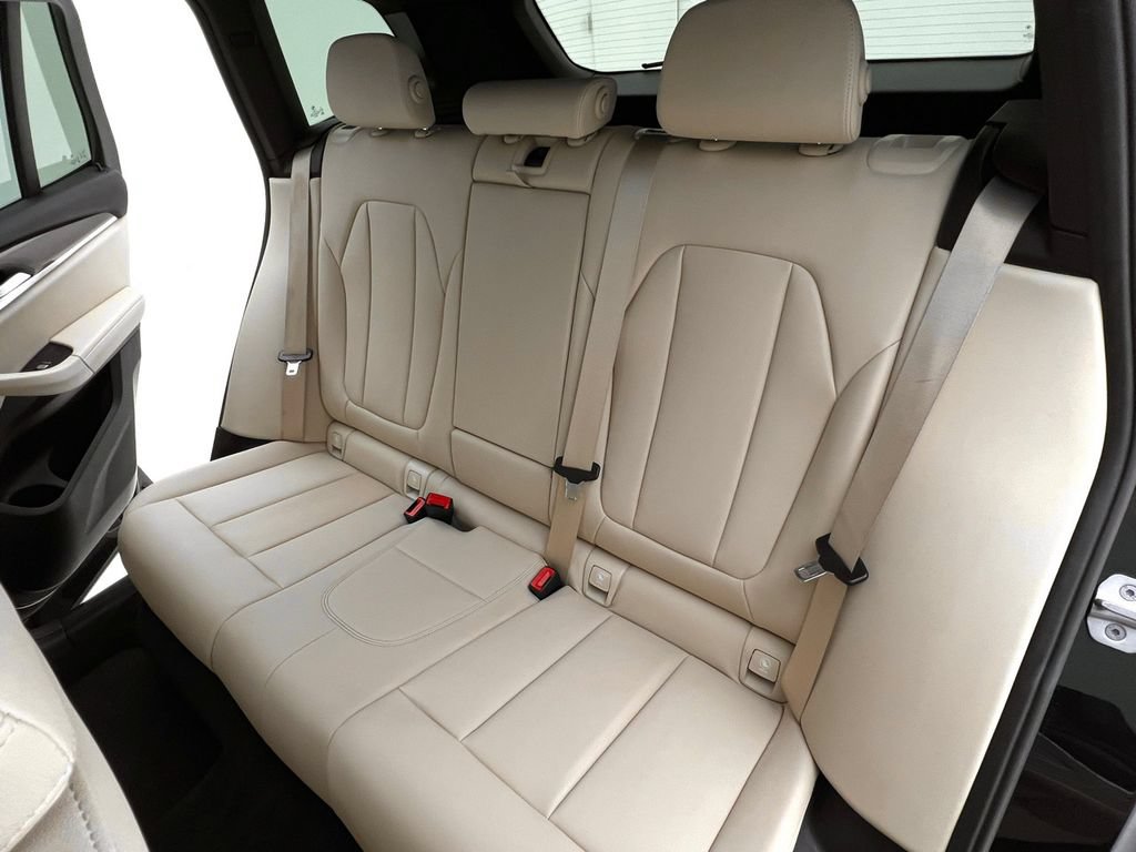Used 2021 BMW X3 xDrive30i AWD/4WD image 15