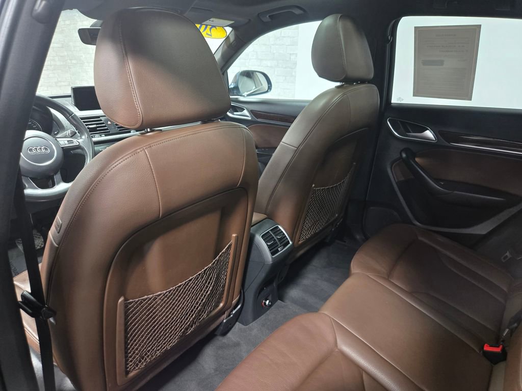 Used 2018 Audi Q3 2.0T Premium Plus w/ Premium Plus Package AWD/4WD image 35