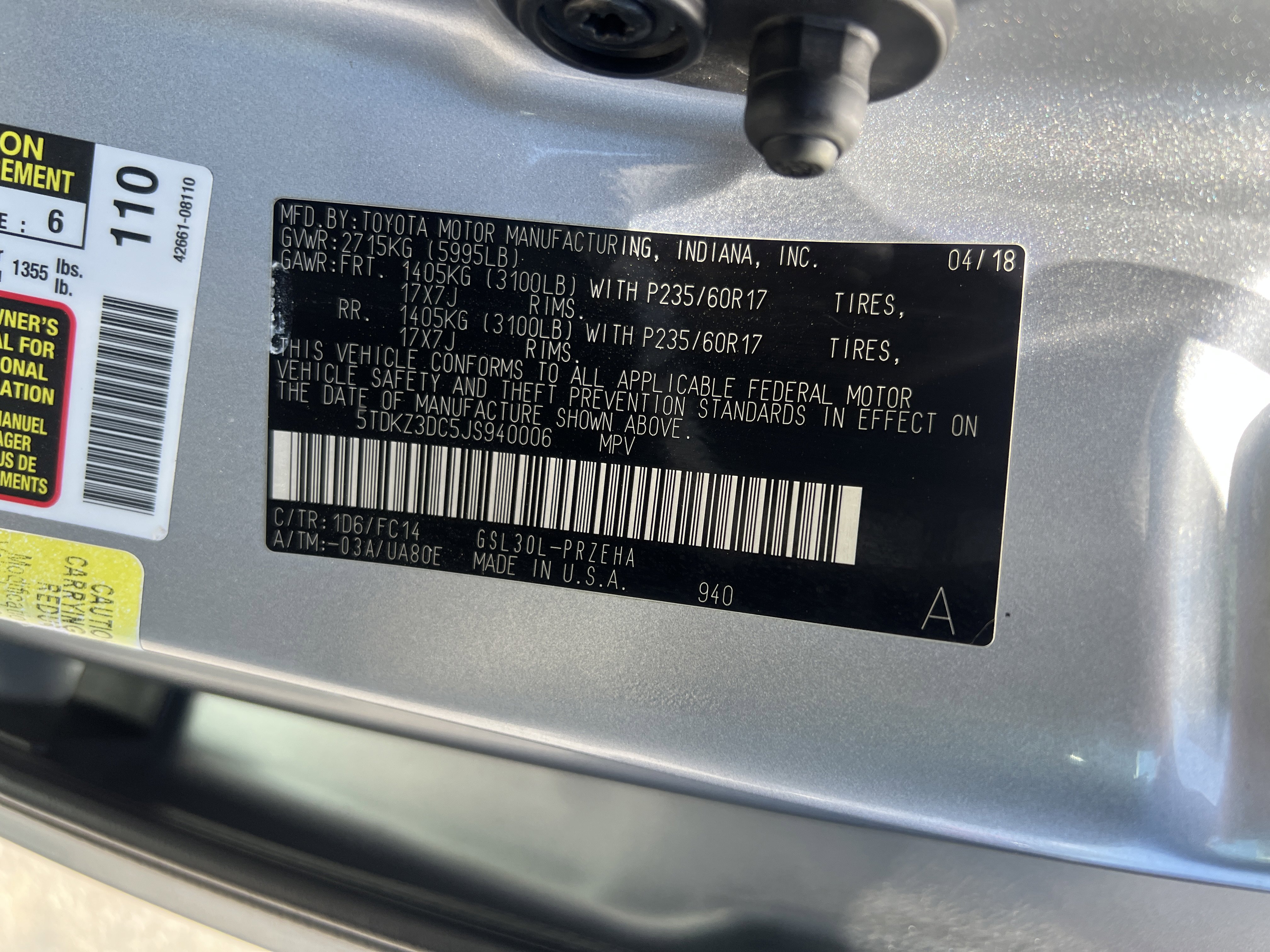 Used 2018 Toyota Sienna LE w/ Carpet Mat Package FWD image 18