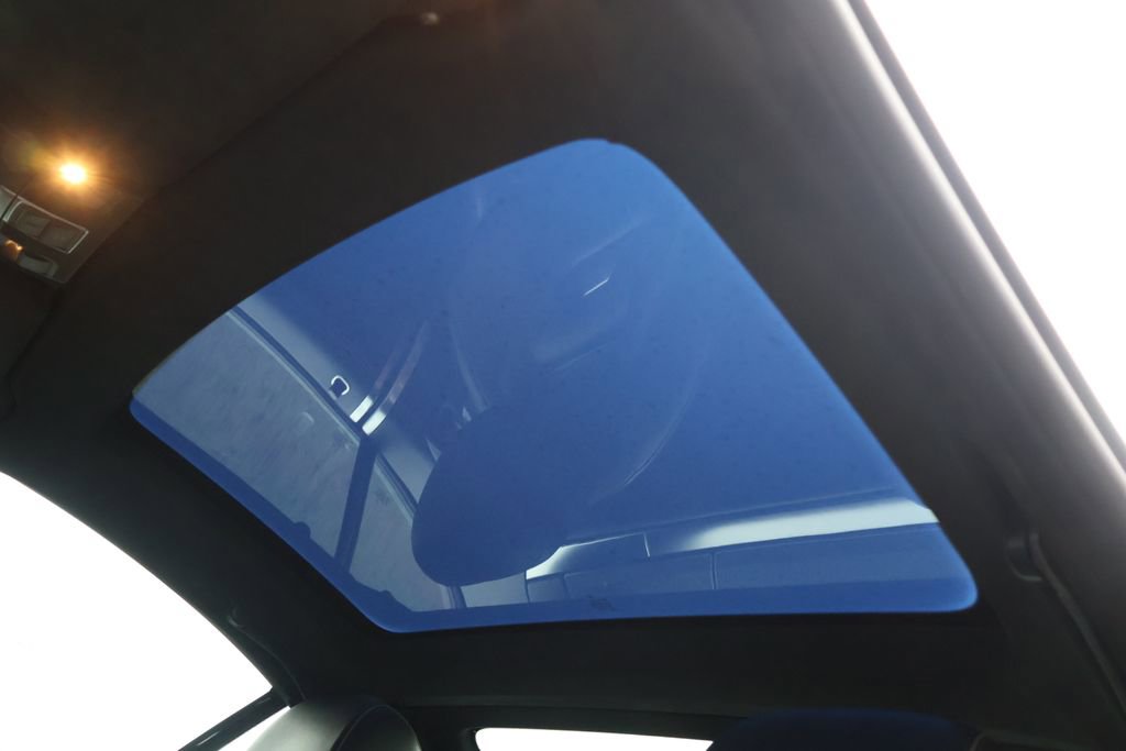 Used 2013 Mercedes-Benz SL 63 AMG image 36