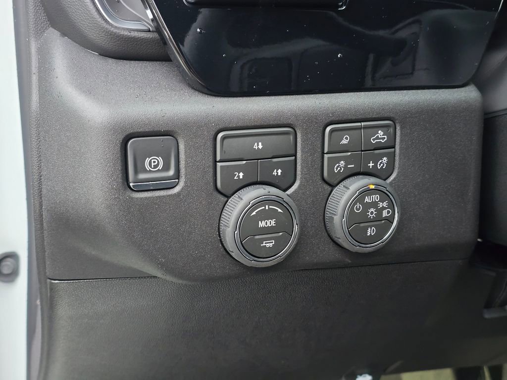 New 2026 Chevrolet Silverado 3500 LT w/ All Star Edition image 24