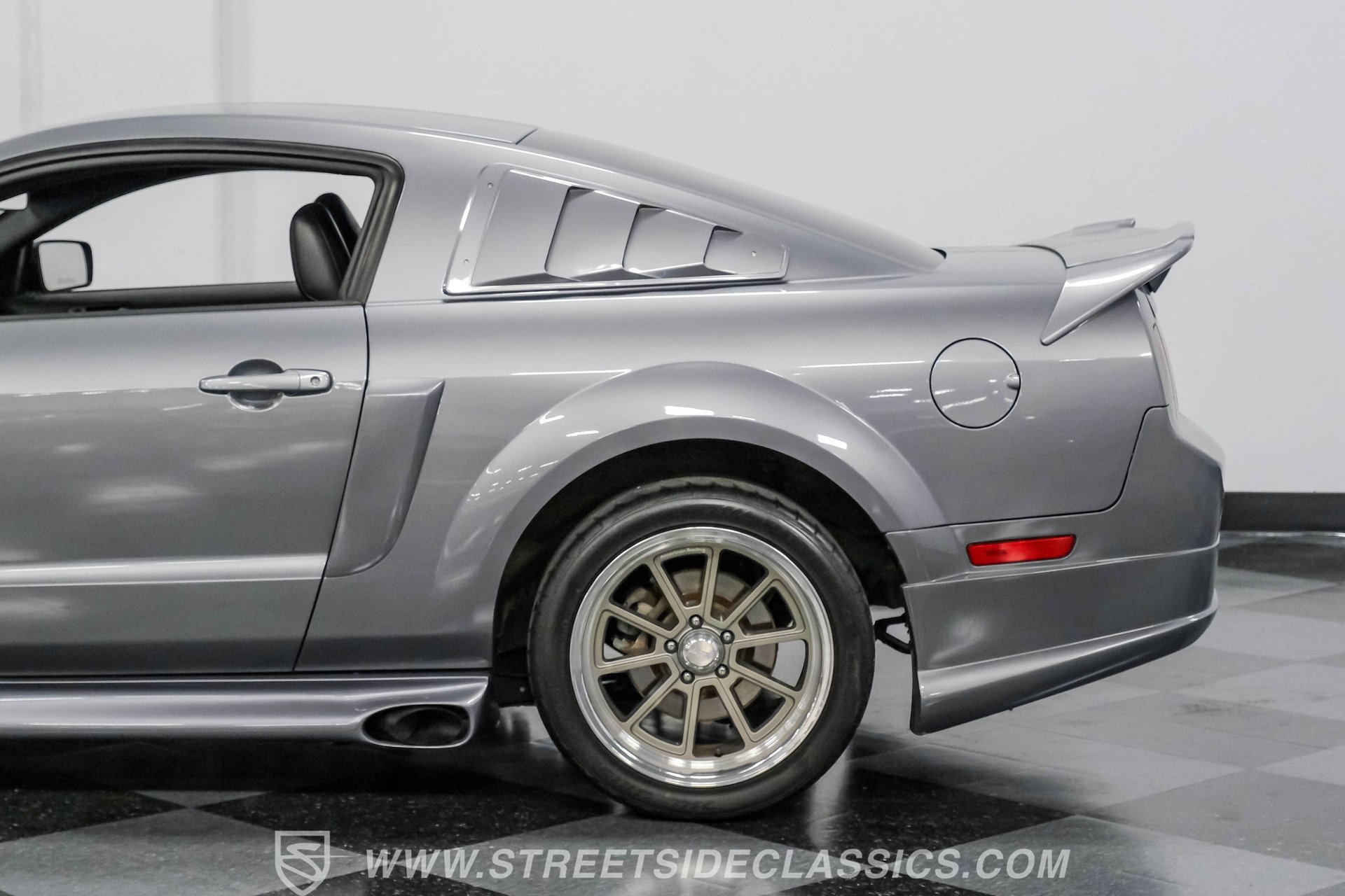 Used 2006 Ford Mustang GT image 23