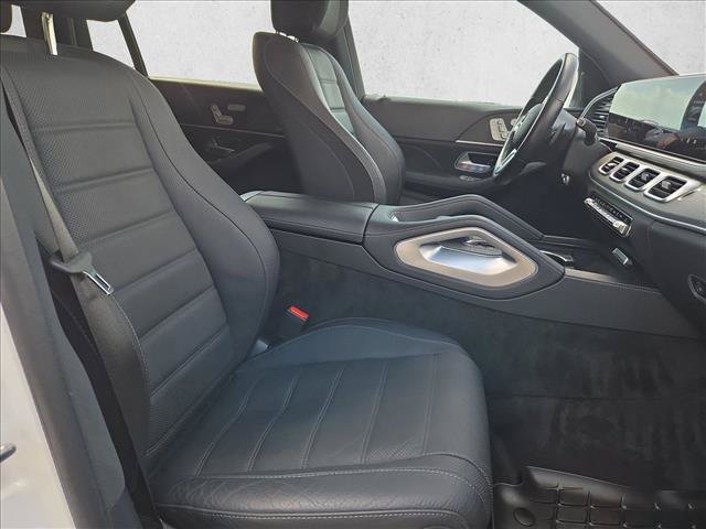 Used 2023 Mercedes-Benz GLS 580 4MATIC image 21