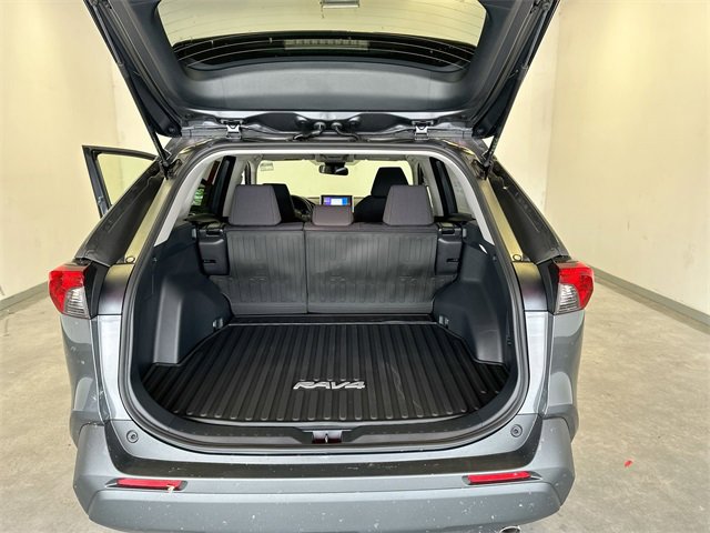 Used 2025 Toyota RAV4 LE image 23
