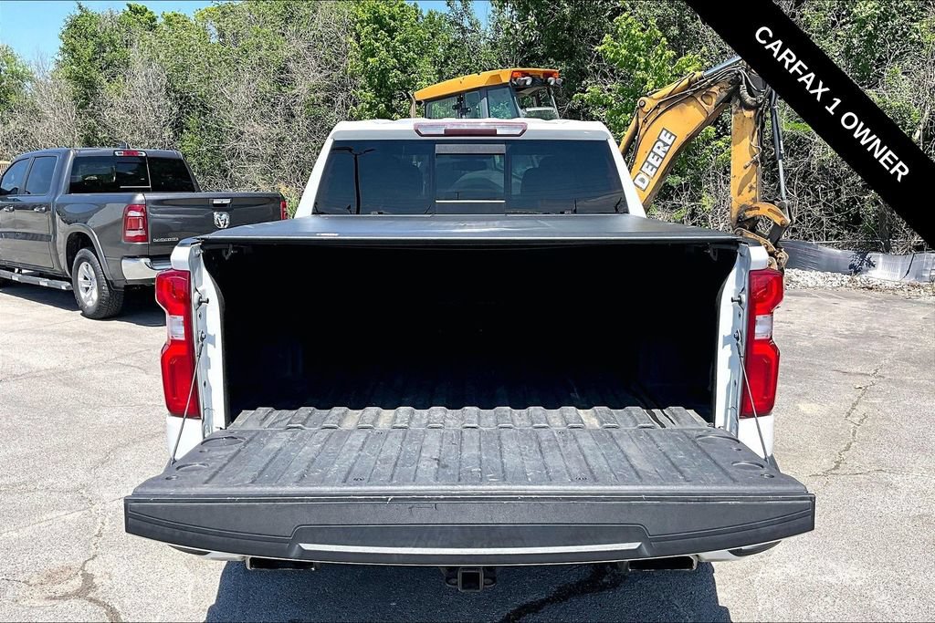 Used 2019 Chevrolet Silverado 1500 High Country w/ Z71 Off-Road Package AWD/4WD image 16