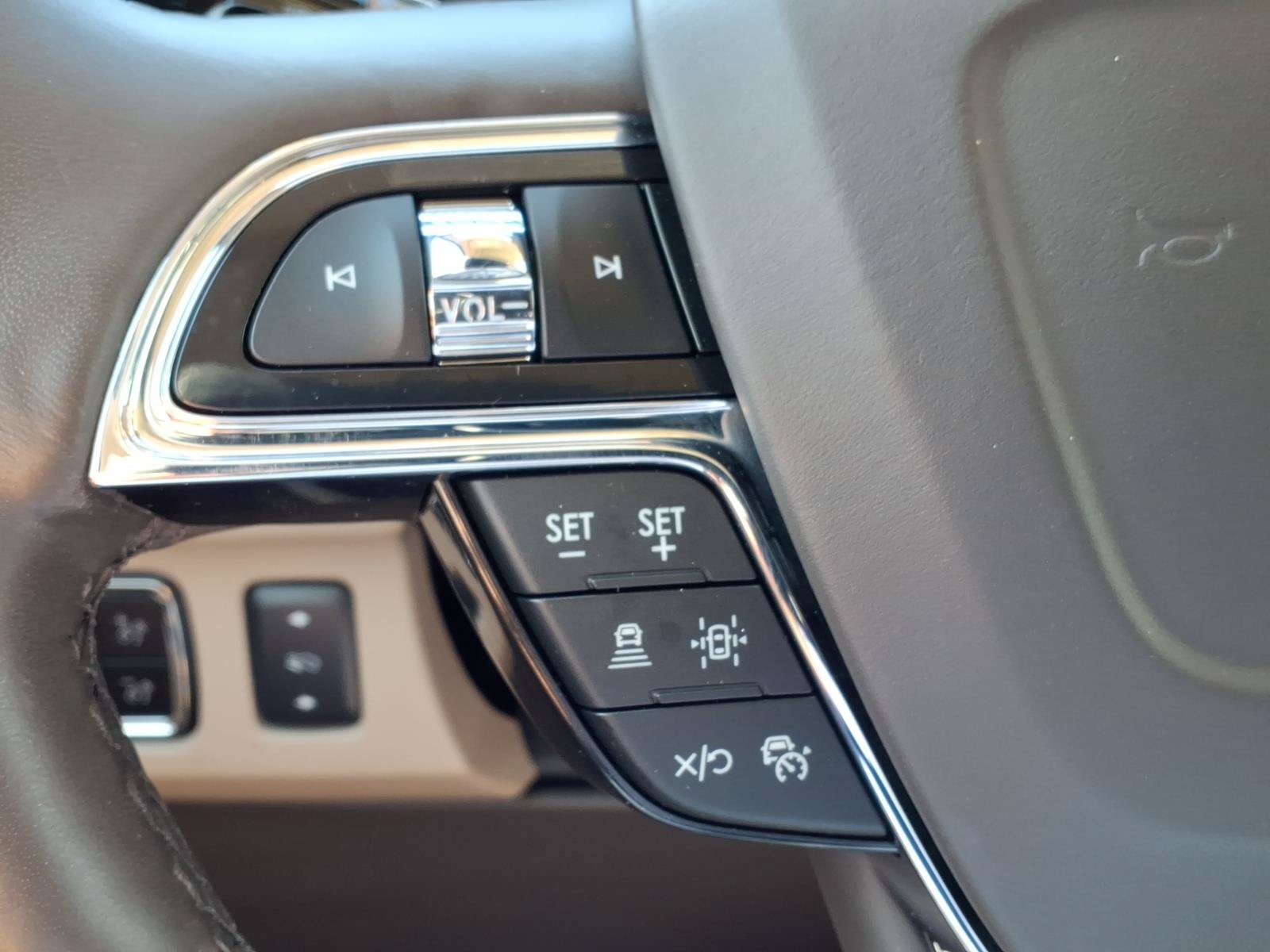 Certified 2024 Lincoln Navigator Reserve AWD/4WD image 23