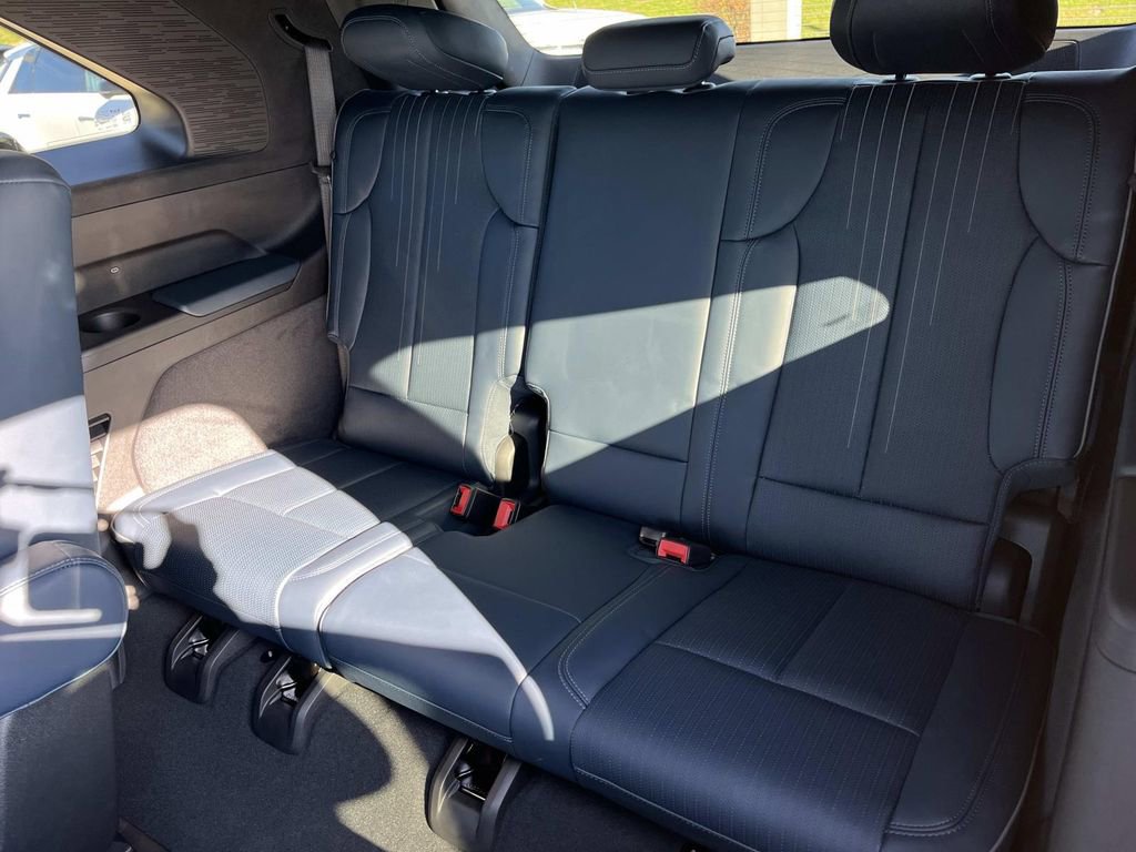 New 2025 Cadillac Escalade IQ Sport 2 image 21